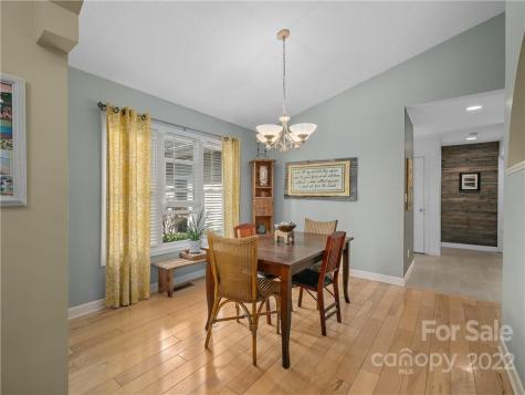564 Brook Knoll Circle Weaverville NC 28787