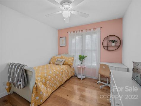 564 Brook Knoll Circle Weaverville NC 28787