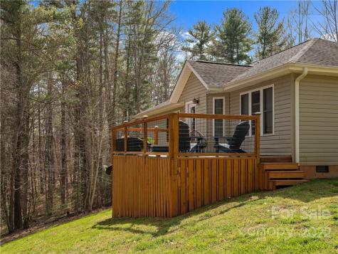 564 Brook Knoll Circle Weaverville NC 28787