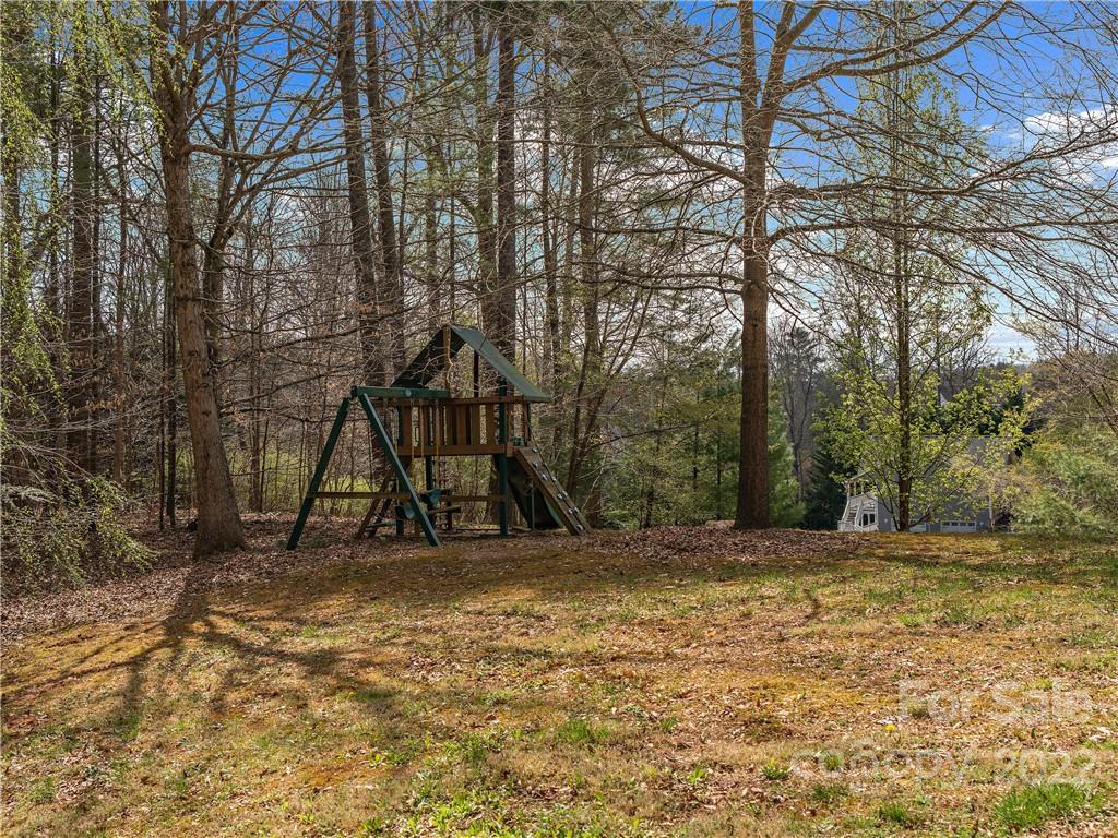 564 Brook Knoll Circle Weaverville NC 28787