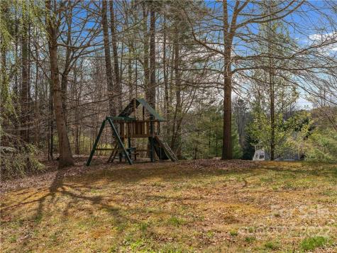 564 Brook Knoll Circle Weaverville NC 28787