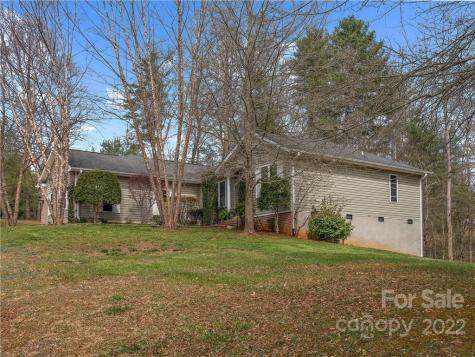 564 Brook Knoll Circle Weaverville NC 28787