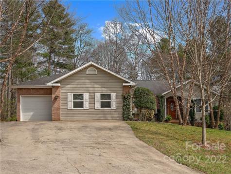 564 Brook Knoll Circle Weaverville NC 28787