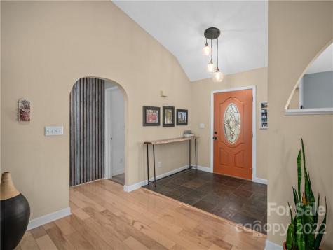 564 Brook Knoll Circle Weaverville NC 28787