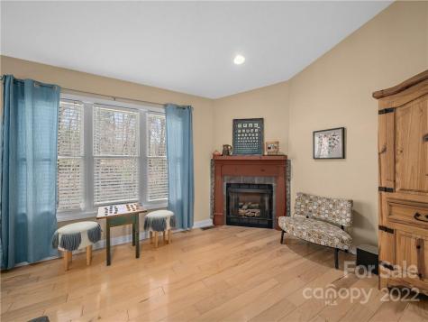 564 Brook Knoll Circle Weaverville NC 28787