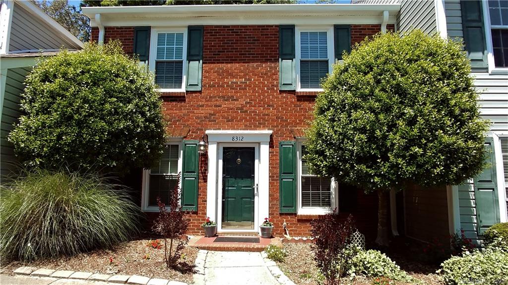8312 Chippenham Lane Charlotte NC 28277