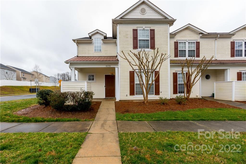 8370 Carob Tree Lane Charlotte NC 28215