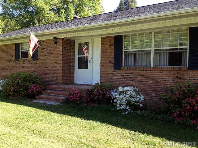 1701 Plumcrest Drive Charlotte NC 28216