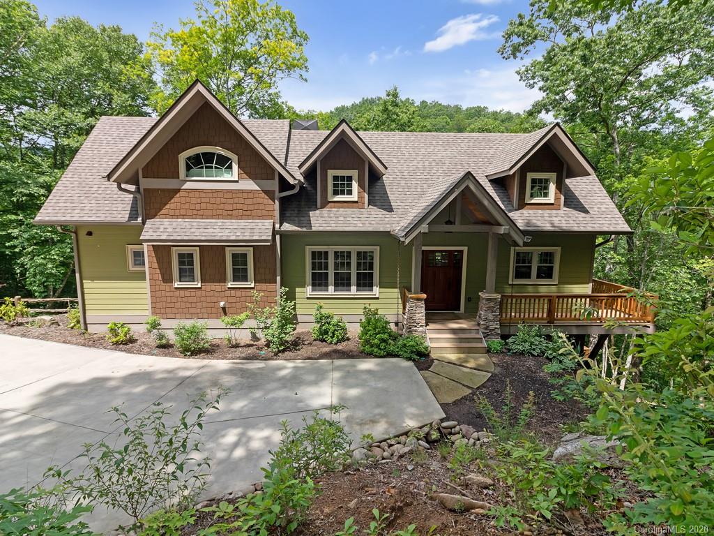 4129 Lake Forest Drive Tuckasegee NC 28783