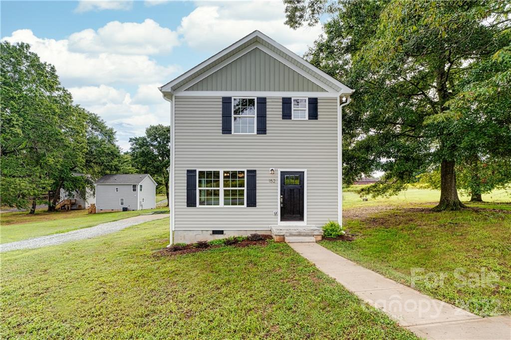 152 Gettys Street Forest City NC 28043