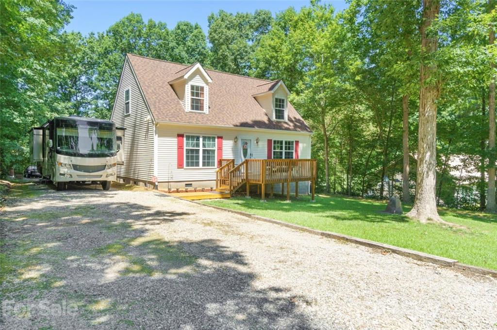 157 Cardinal Lane Mooresville NC 28115
