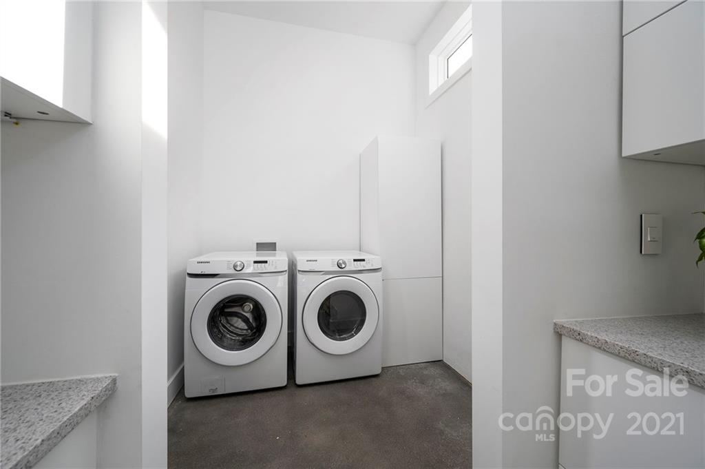 104 Woodrow Avenue Asheville NC 28801