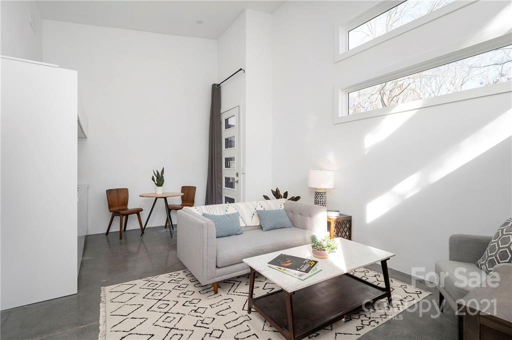 104 Woodrow Avenue Asheville NC 28801