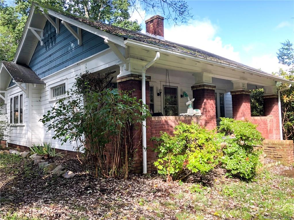 27 Wamboldt Avenue Asheville NC 28806