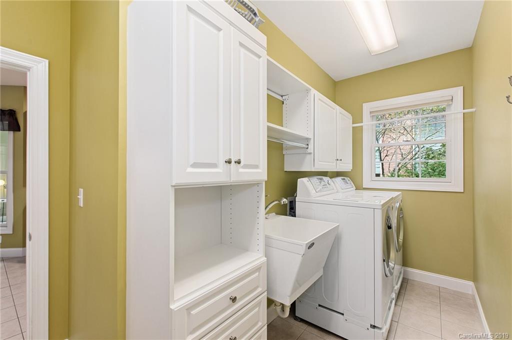 20 Hillcrest Drive Weaverville NC 28787