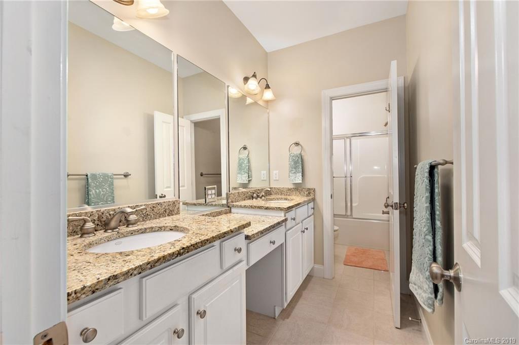20 Hillcrest Drive Weaverville NC 28787