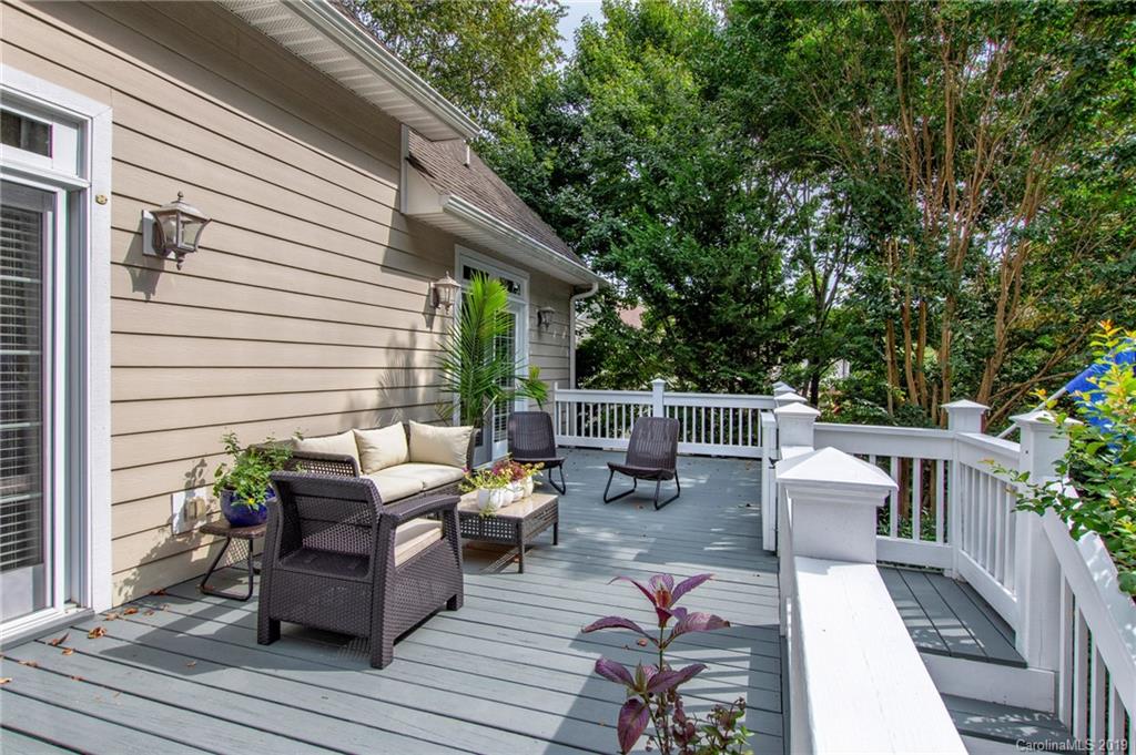 20 Hillcrest Drive Weaverville NC 28787