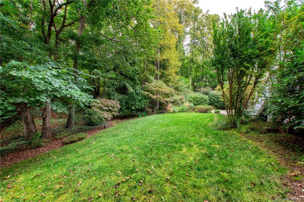 20 Hillcrest Drive Weaverville NC 28787