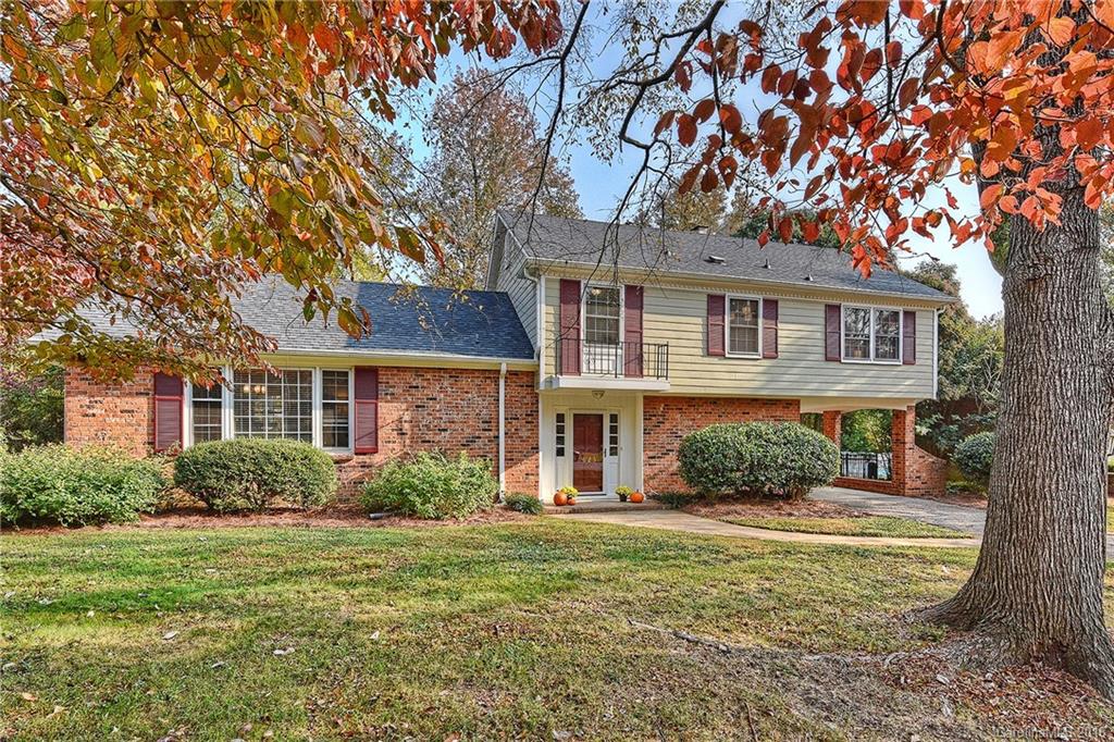 6025 Springhouse Lane Charlotte NC 28211