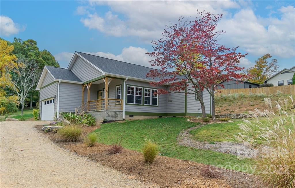 11 Vedder Way Swannanoa NC 28778