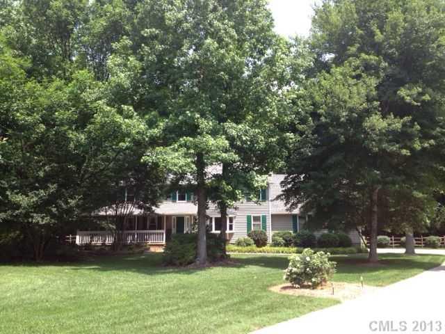 2703 Demington Lane Charlotte NC 28269