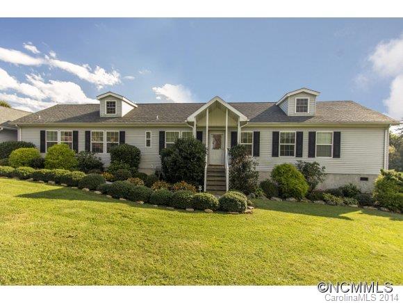 121 Dogwood Road Candler NC 28715