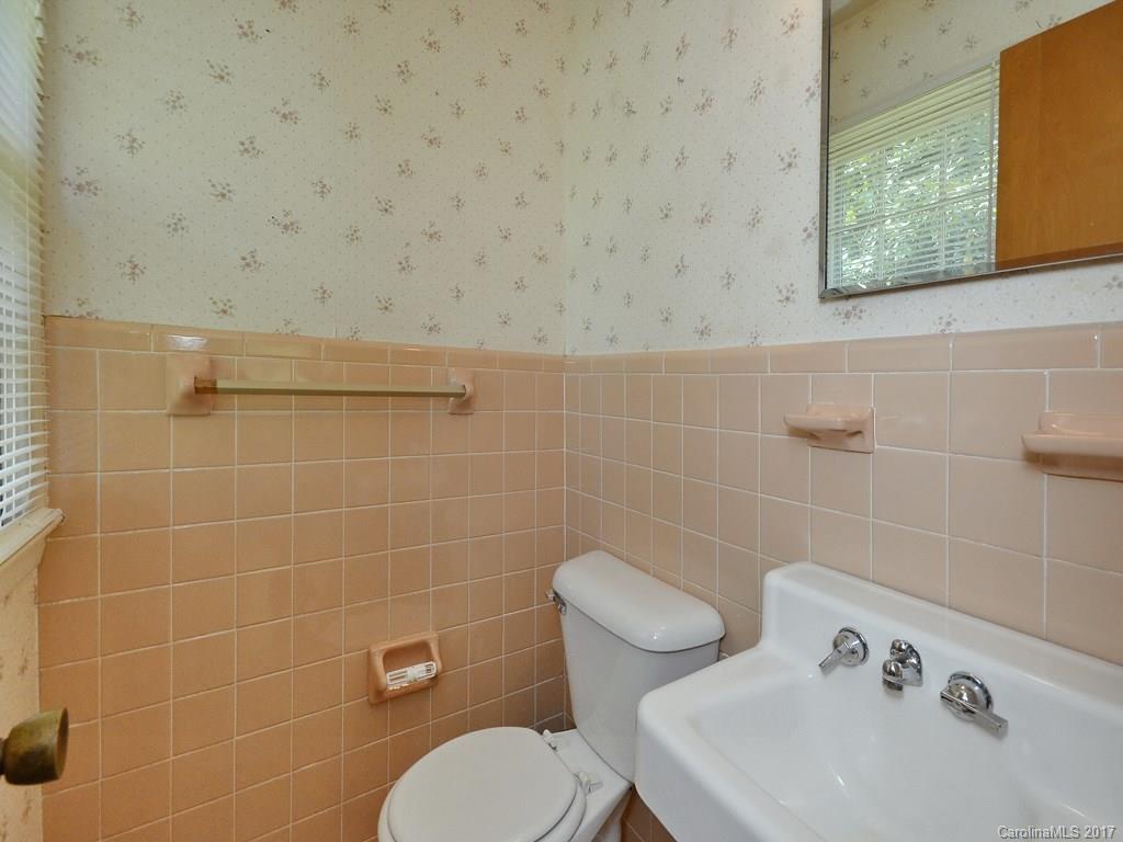 54 Pinehurst Road Asheville NC 28805