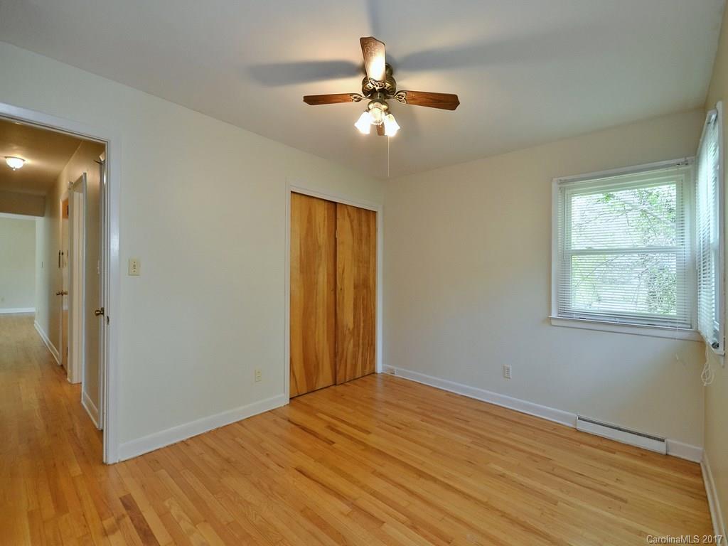 54 Pinehurst Road Asheville NC 28805
