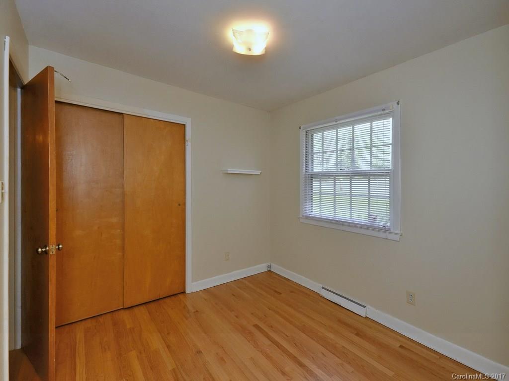 54 Pinehurst Road Asheville NC 28805