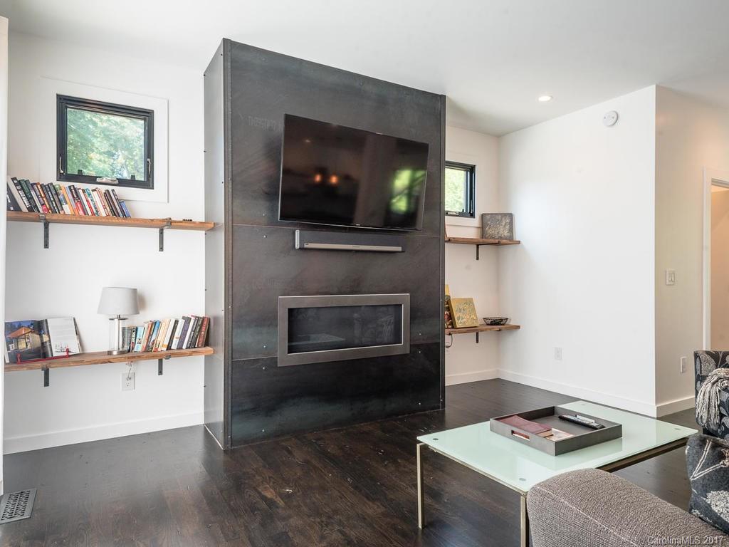 23 Pine Spring Drive Asheville NC 28805
