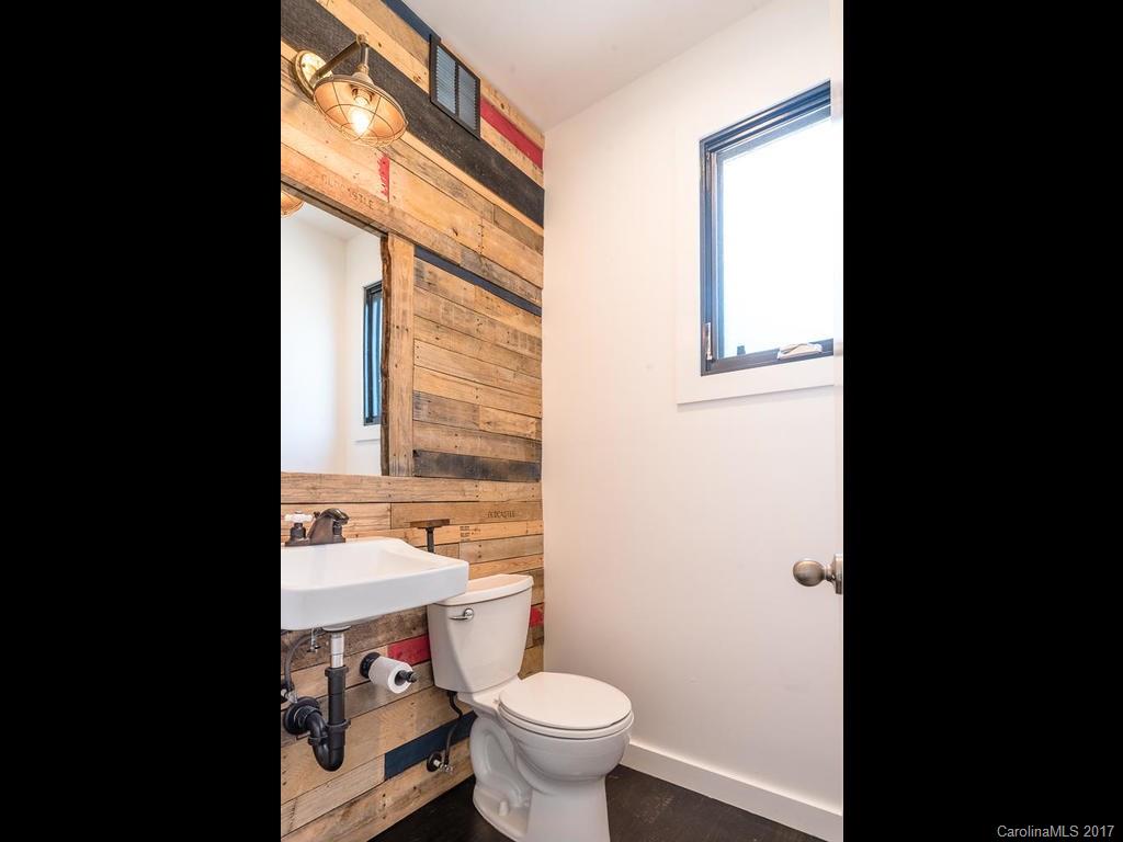 23 Pine Spring Drive Asheville NC 28805