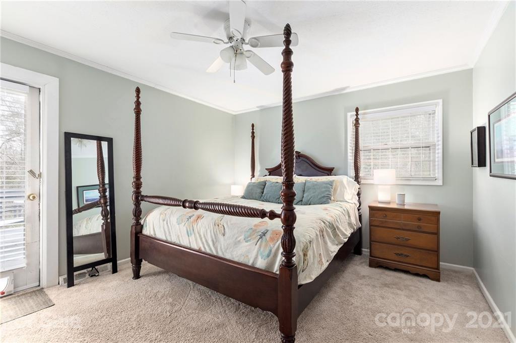 31 Springwood Drive Asheville NC 28805