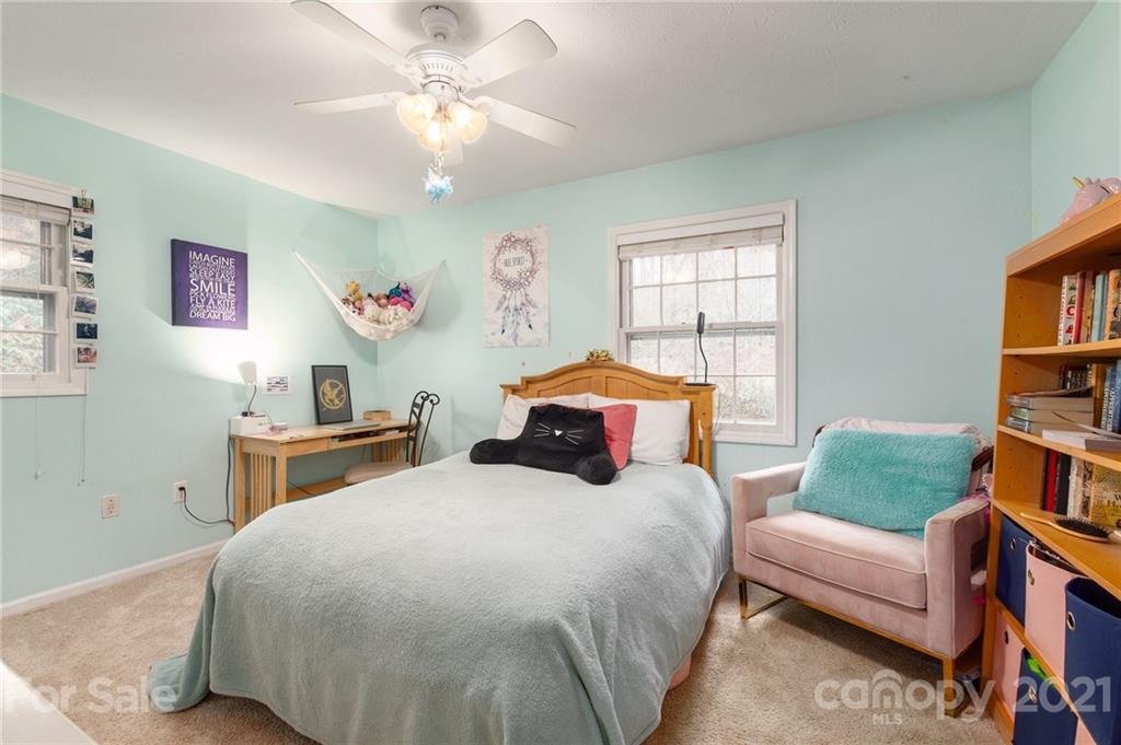31 Springwood Drive Asheville NC 28805