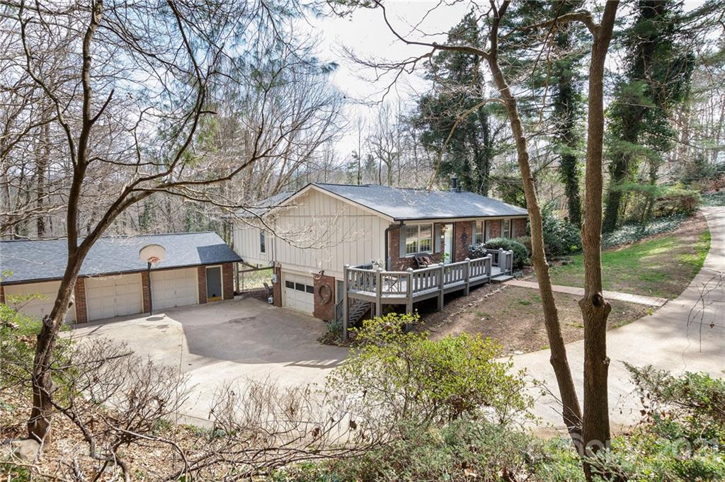 31 Springwood Drive Asheville NC 28805
