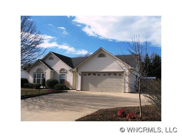 1002 Thorncrest Drive Fletcher NC 28732
