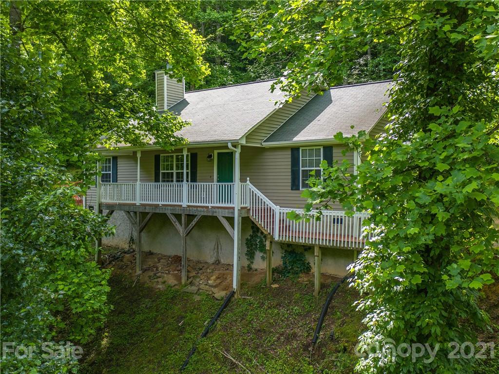 583 Charity Lane Burnsville NC 28714