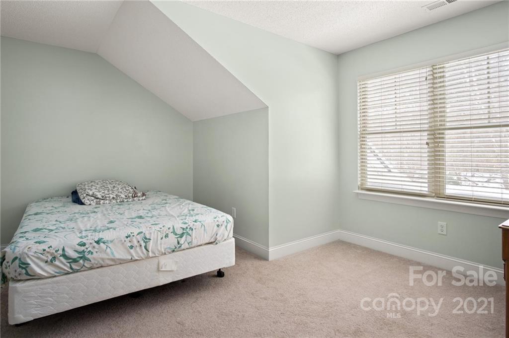 156 Wash Creek Drive Hendersonville NC 28739