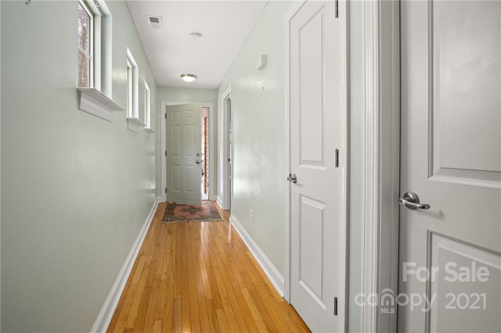 156 Wash Creek Drive Hendersonville NC 28739