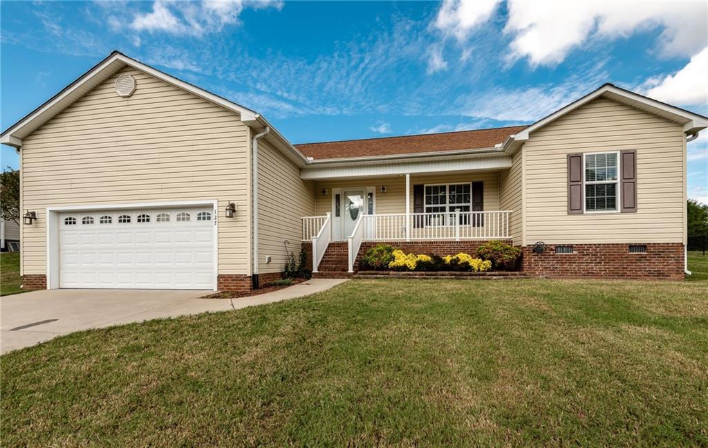 127 Falling Creek Drive Statesville NC 28625