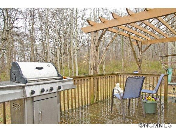 30 Old Stagecoach Road Swannanoa NC 28778