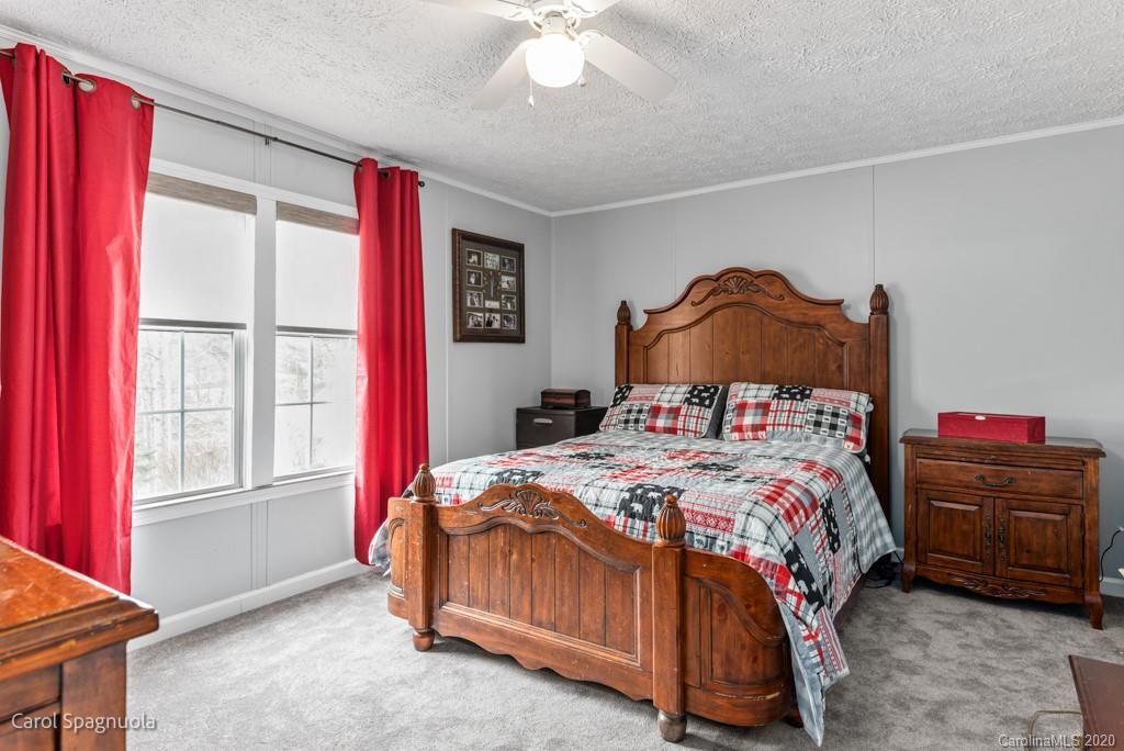580 Piney Knob Road Marshall NC 28753