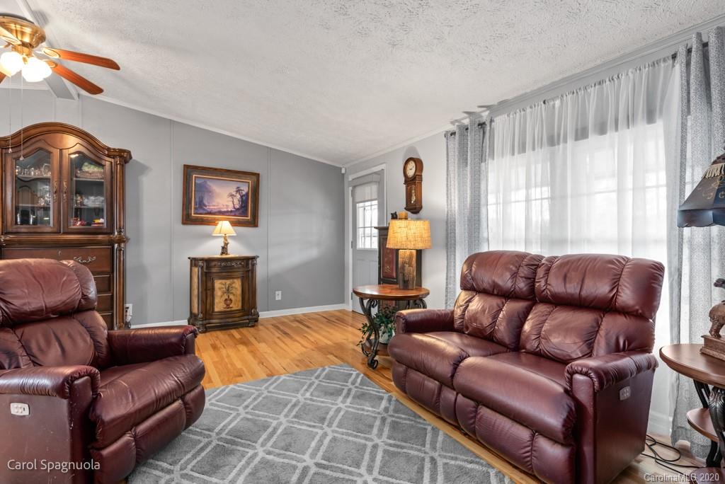580 Piney Knob Road Marshall NC 28753
