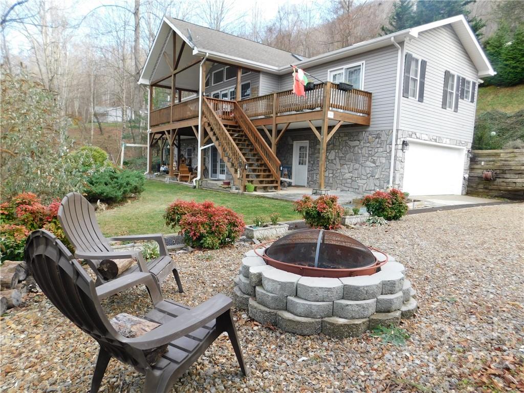 759 Evergreen Farm Circle Waynesville NC 28786