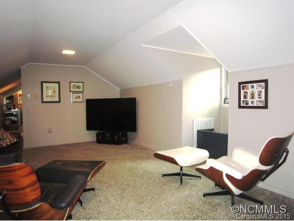 95 Davidson Road Swannanoa NC 28778