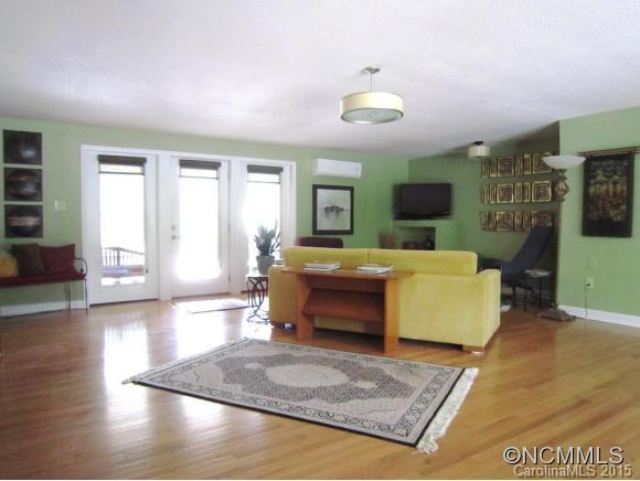 95 Davidson Road Swannanoa NC 28778