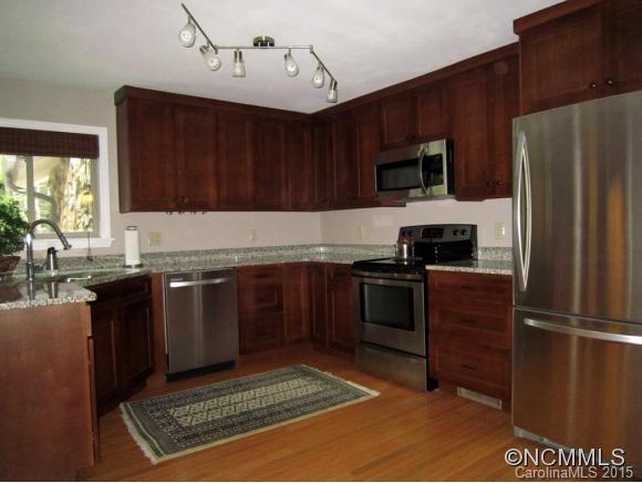 95 Davidson Road Swannanoa NC 28778