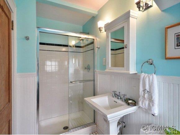 68 Lanvale Avenue Asheville NC 28806