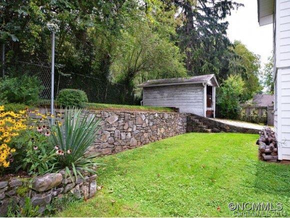 68 Lanvale Avenue Asheville NC 28806