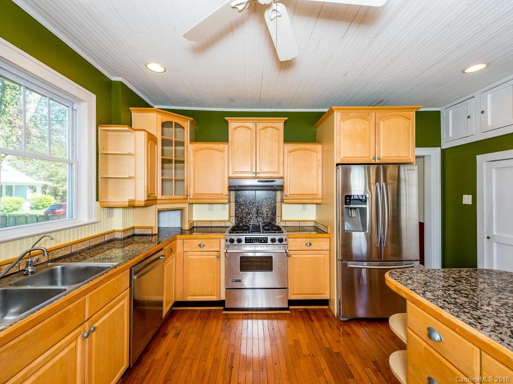 23 & 15 Vance Crescent Street Asheville NC 28806