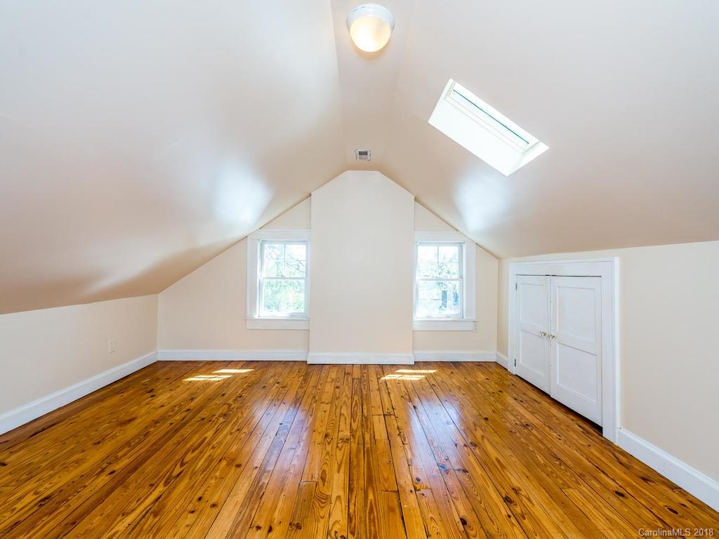 23 & 15 Vance Crescent Street Asheville NC 28806